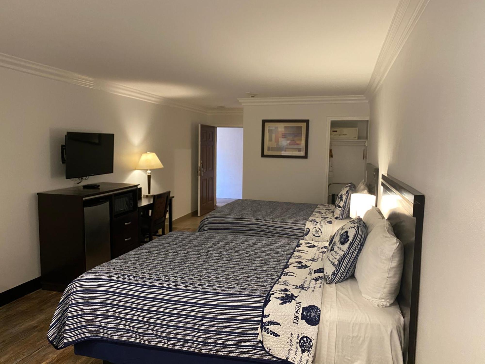 האנטינגטון ביץ' Ocean Surf Inn & Suites מראה חיצוני תמונה