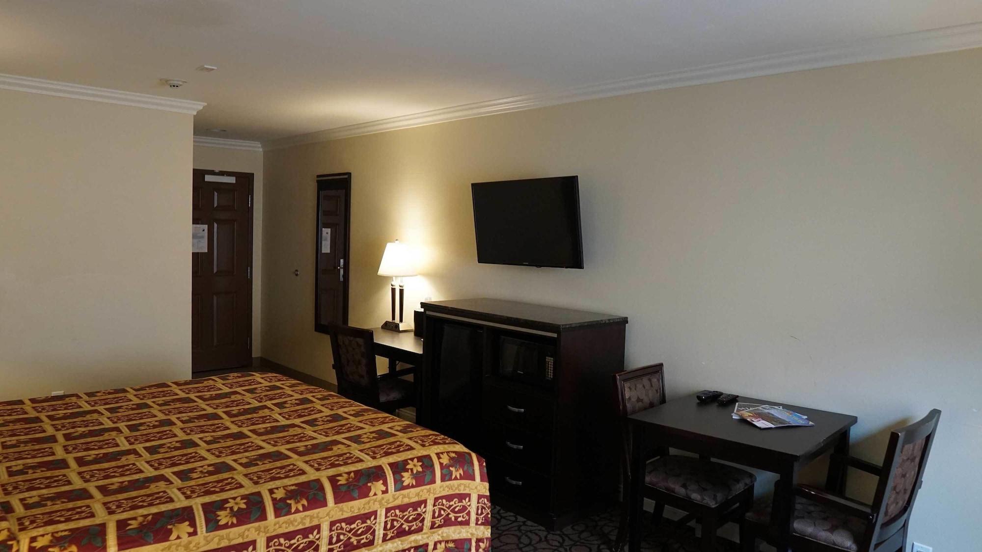 האנטינגטון ביץ' Ocean Surf Inn & Suites מראה חיצוני תמונה