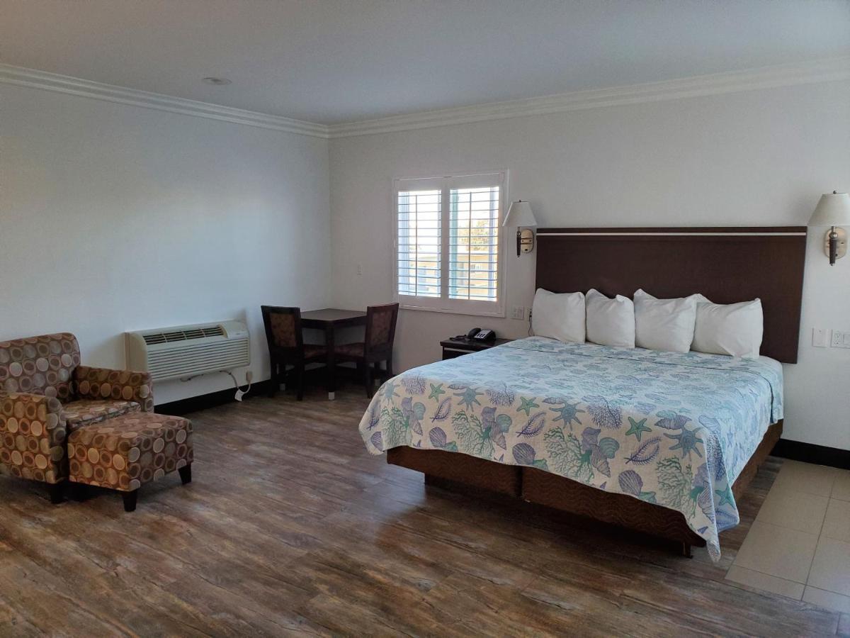 האנטינגטון ביץ' Ocean Surf Inn & Suites מראה חיצוני תמונה
